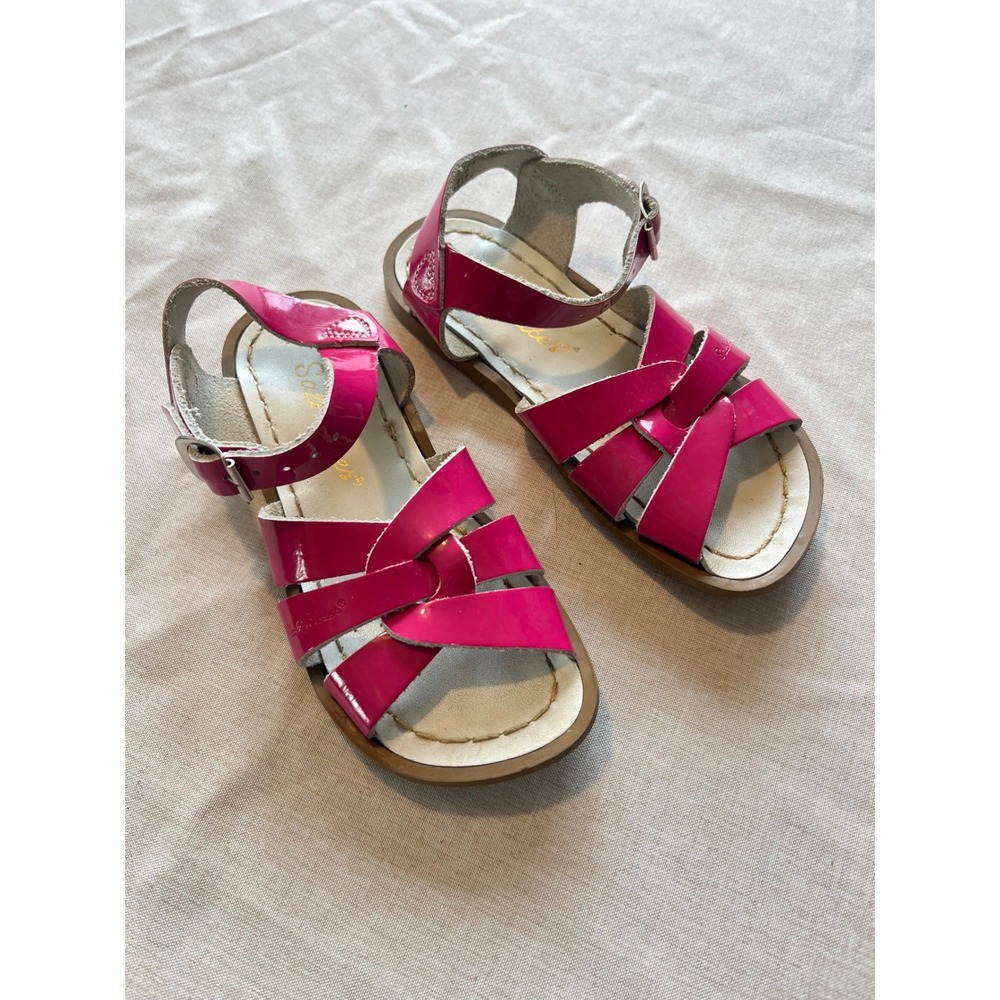 Salt Water Sandals Kids Original Fuchsia Pink Patent Leather Strappy Size 10